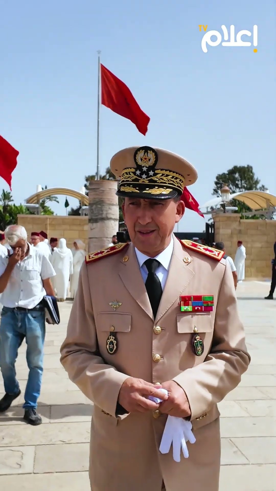 في الذكرى الـ28 لوفاته.. شخصيات سياسية تتوافد على ضريح محمد الخامس لاستحضار الحسن الثاني